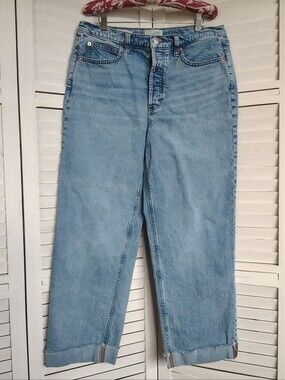Universal Thread Highest Straight Leg Button Fly Cotton Jeans
